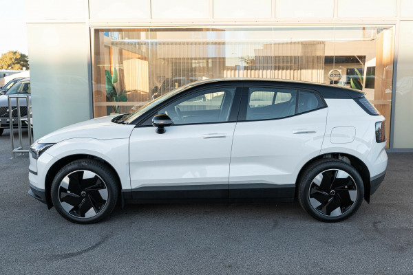 2025 MY26 Volvo EX30  Single Motor Extended Range Plus SUV Image 6