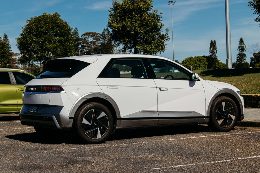 2024 MY25 Hyundai IONIQ 5 NE.V5  SUV Image 14