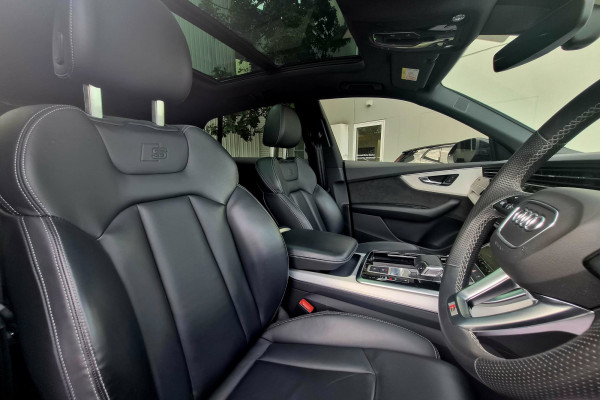 2022 Audi Q8 F1 50 TDI S Line SUV Image 18