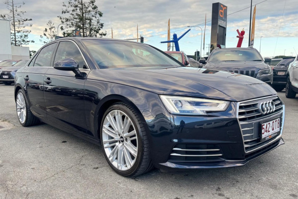 2017 Audi A4 B9 Sport Sedan Image 4