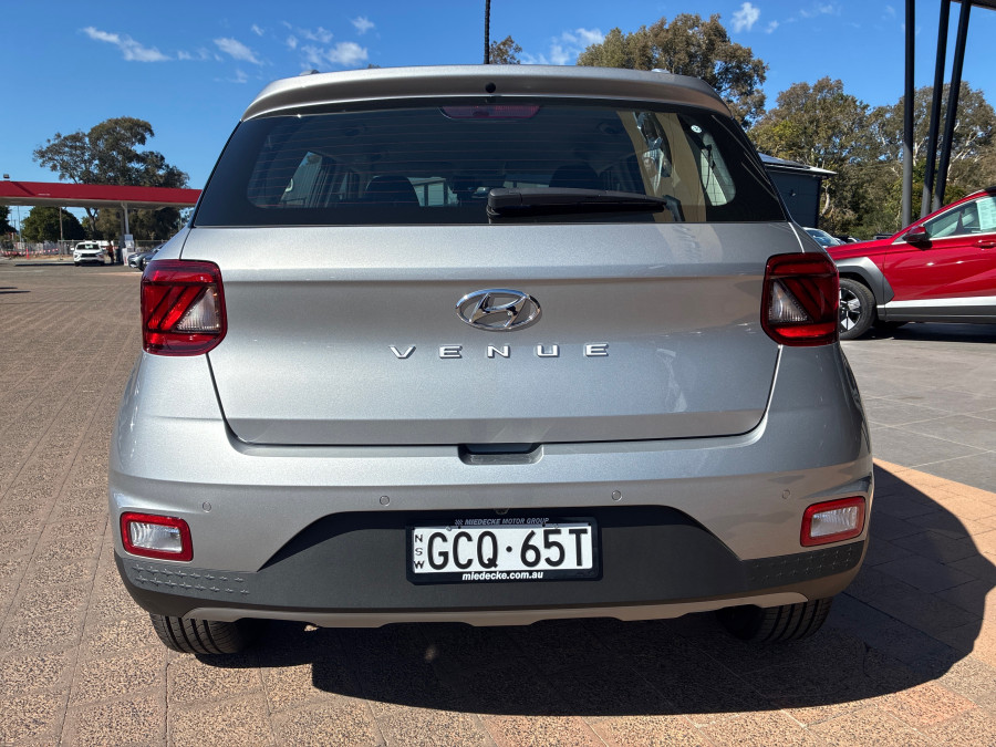 2026 Hyundai Venue QX.V5 Active SUV Image 5