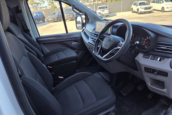 2026 LDV Deliver 7 Van Image 9