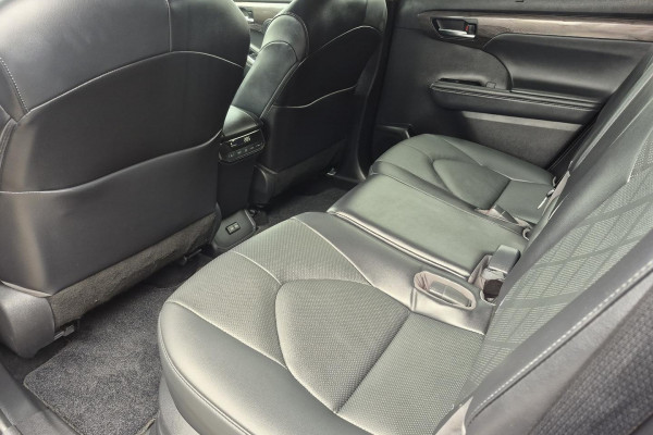 2022 Toyota Kluger AXUH78R Grande SUV Image 8