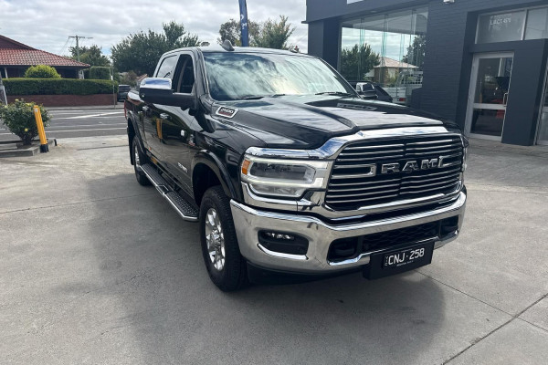 2022 Ram 2500 DJ Laramie Ute Image 2