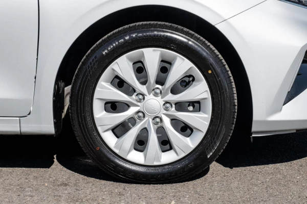 2024 Kia Cerato BD S Hatch Image 21