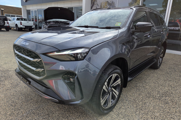 2026 Isuzu MU-X RJ LS-T SUV Image 7