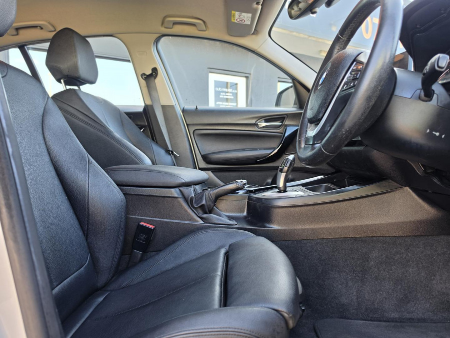 2016 BMW 1 Series F20 LCI 118i Sport Line Hatch Image 18