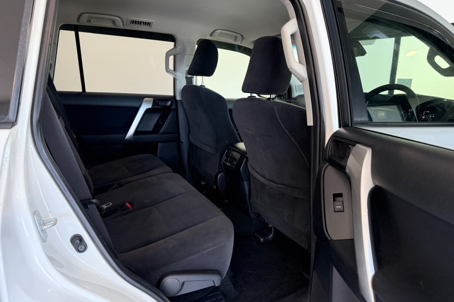 2018 Toyota LandCruiser Prado GDJ150R GXL SUV Image 6