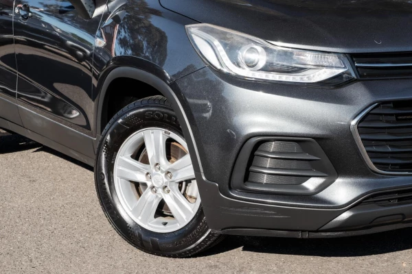 2018 MY19 Holden Trax TJ LS SUV Image 6