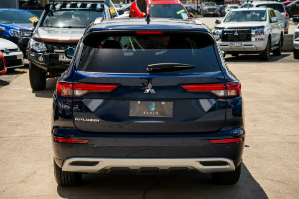 2023 MY24 Mitsubishi Outlander ZM LS SUV