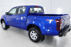 2019 Isuzu UTE D-MAX LS-M Crew Cab Ute 4x4 Utility Image 4