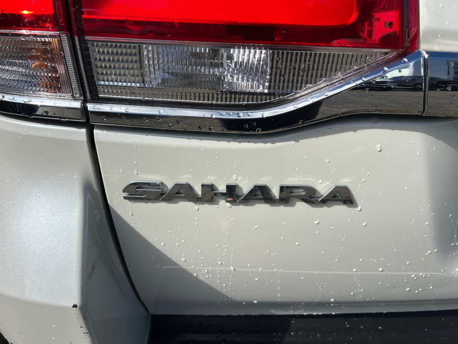 2016 Toyota LandCruiser VDJ200R Sahara SUV Image 23