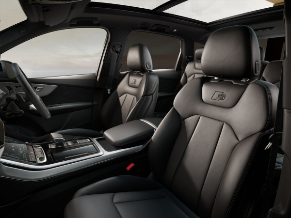 2026 Audi Q7 4M TDI 210kW S line SUV image 8