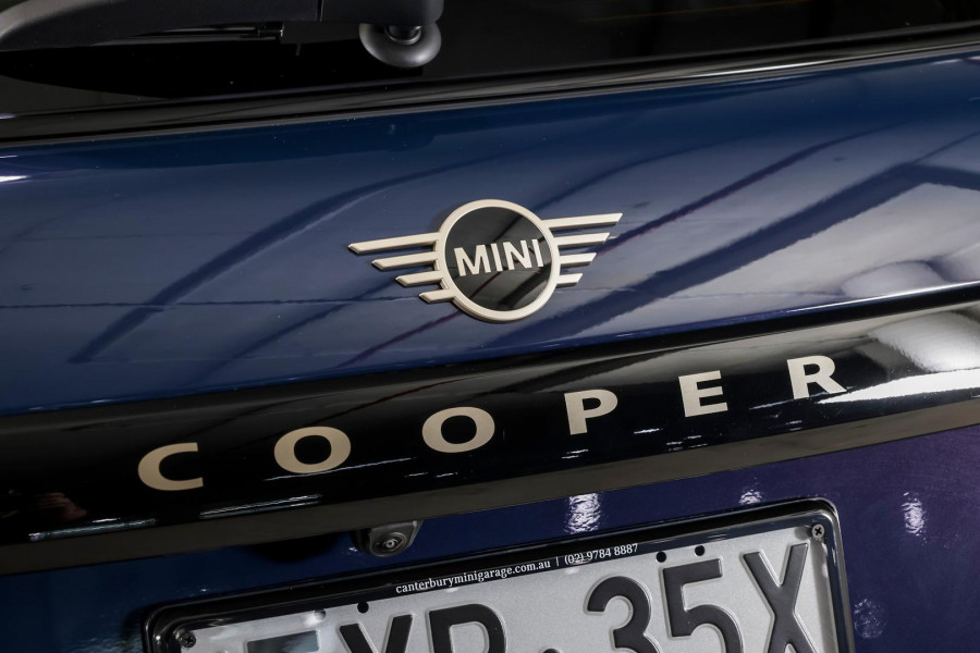 2025 MINI Cooper F65 C Favoured Hatch