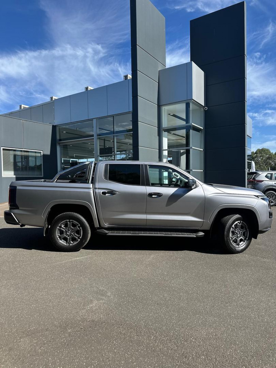 2026 Nissan Navara D27 ST-X Ute Image 9