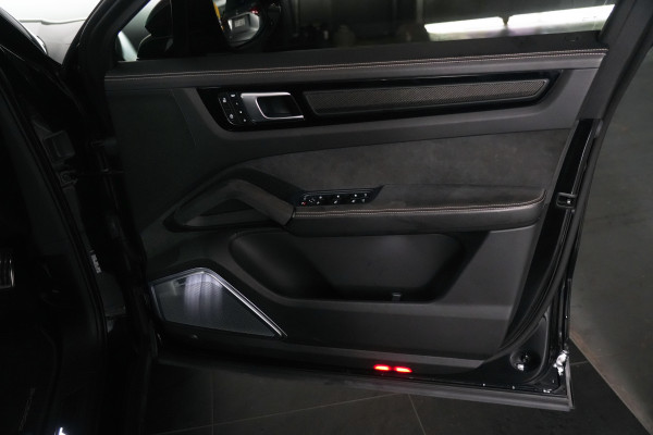 2022 Porsche Cayenne Turbo GT Coupe Image 54