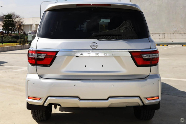 2026 Nissan Patrol Y62 Ti-L SUV Image 3