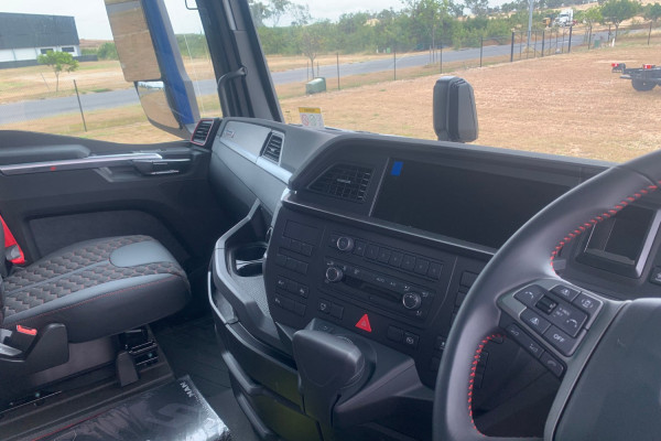 2026 MAN TGX26.640 6x4 GX Lion S Package Truck Image 13