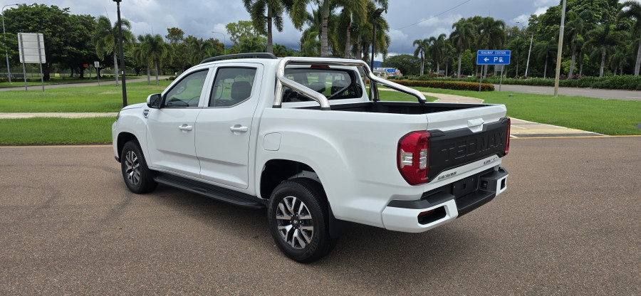 2026 MY25 LDV T60 SK8C Max PRO Ute Image 13