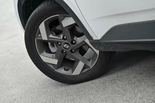 2024 Hyundai Venue QX.V5 Elite SUV Image 24