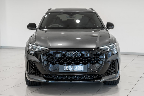 2025 Audi RS Q8 F1 SUV image 4