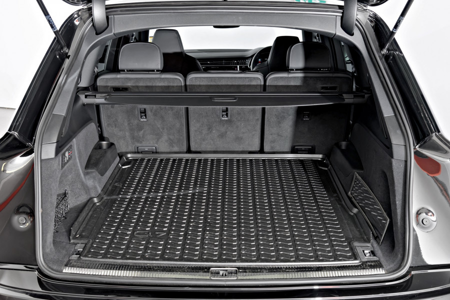 2026 MY25 Audi Q7 4M TFSI 250kW S line SUV