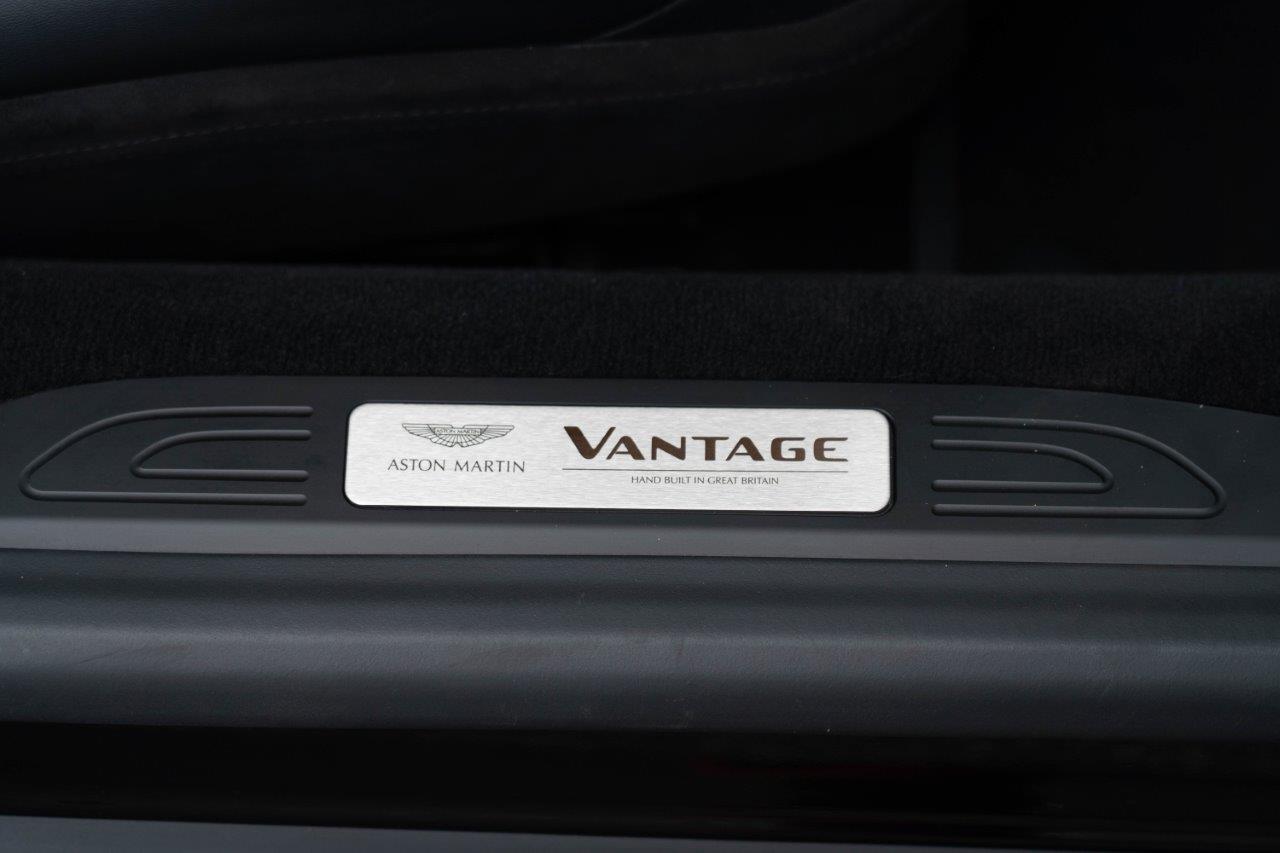 2022 Aston Martin Vantage Coupe Image 12