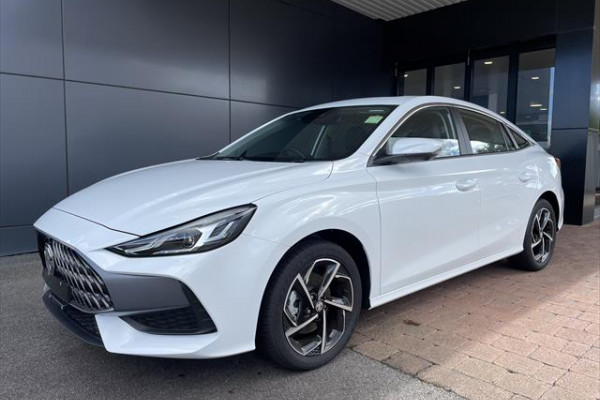 2024 MG MG5 AP32 Essence Sedan