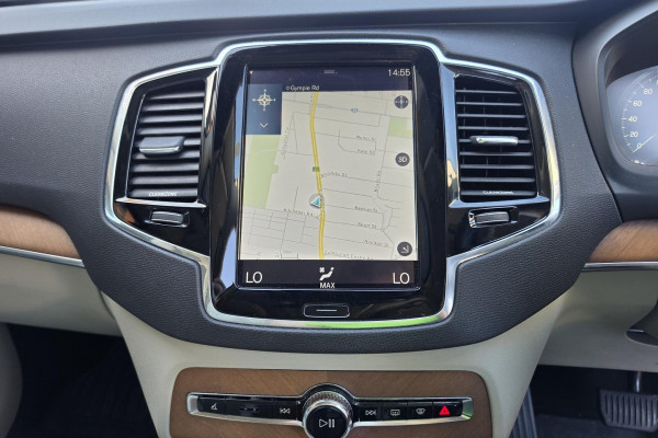 2015 MY16 Volvo XC90 L Series D5 Inscription SUV Image 13