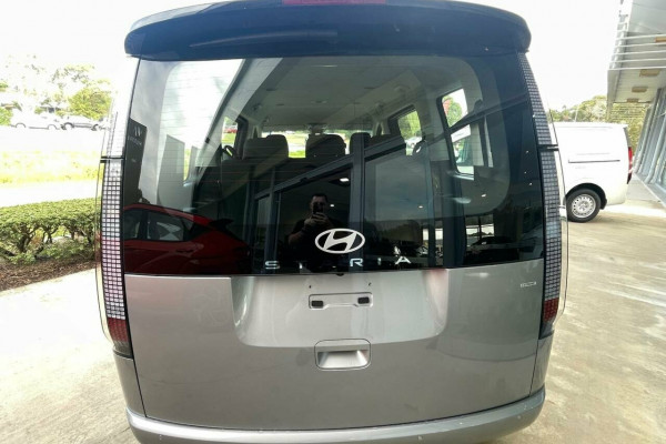 2025 Hyundai Staria US4.V3  People Mover