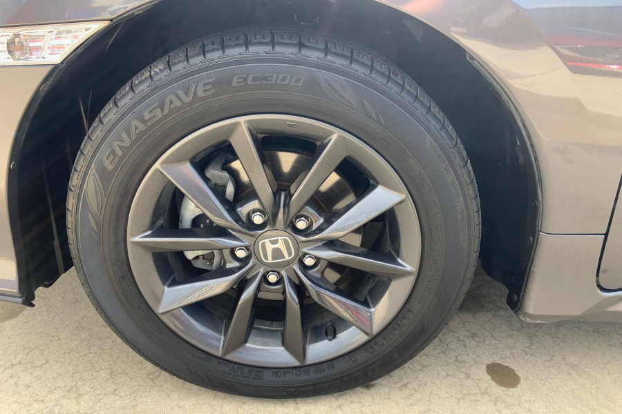 2020 Honda Civic 10th Gen VTi-S Hatch Image 12
