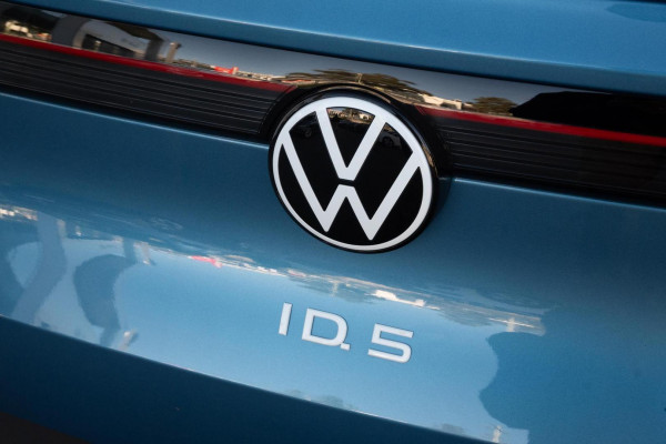 2025 Volkswagen ID. 5 E2 Pro SUV Image 24