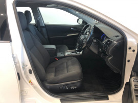 2017 Toyota Aurion GSV50R AT-X Sedan