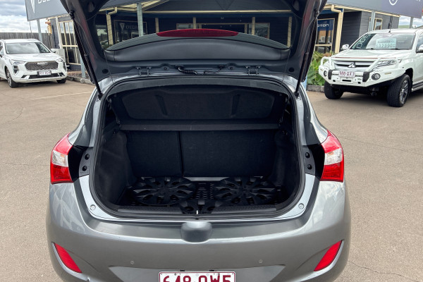 2015 MY16 Hyundai i30 GD3 Series II Active Hatch Image 11