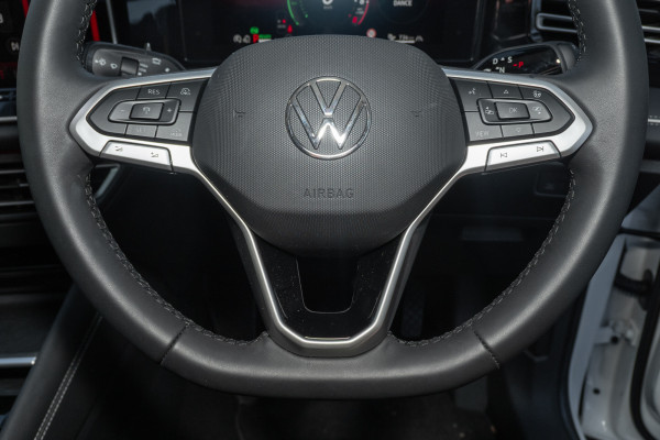 2026 Volkswagen Tiguan 150TSI eHybrid Elegance SUV image 11