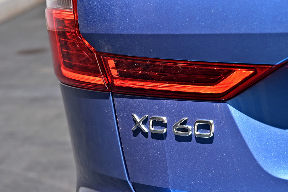2019 Volvo XC60 UZ D5 R-Design SUV Image 25