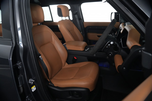 2022 Land Rover Defender L663 110 P525 SCV8 SUV Image 31
