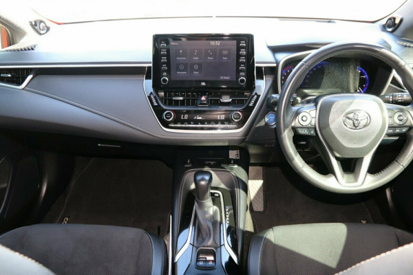 2020 Toyota Corolla MZEA12R ZR Hybrid Hatch Image 5