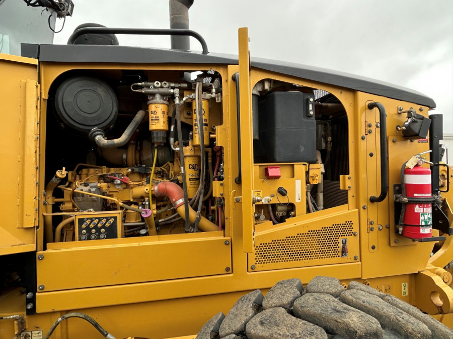 2021 Caterpillar  140M Grader Graders Image 9