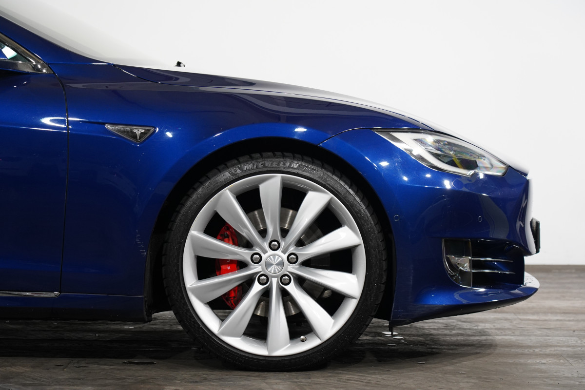 2016 Tesla Model S S P90d Hatch Image 5