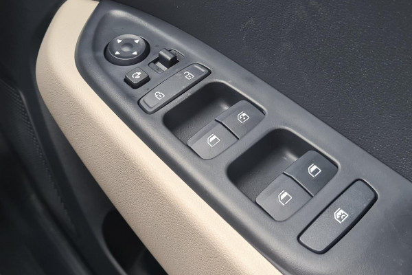 2025 MY26 Hyundai Venue QX.V5 Active SUV Image 17