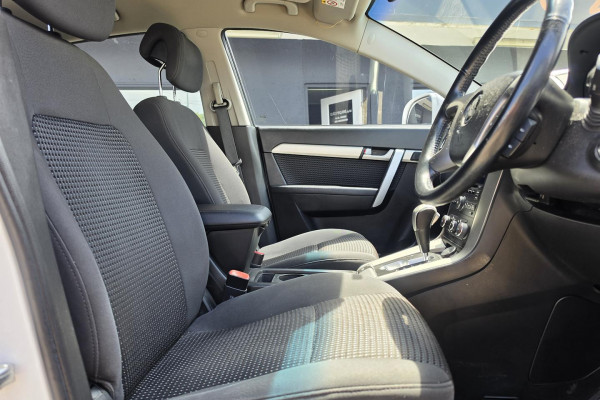 2015 Holden Captiva CG LS SUV Image 16