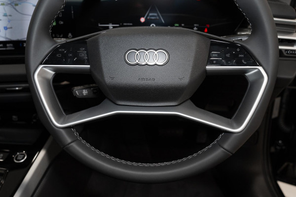 2025 Audi A5 B10 TFSI 150kW S line Sedan image 11