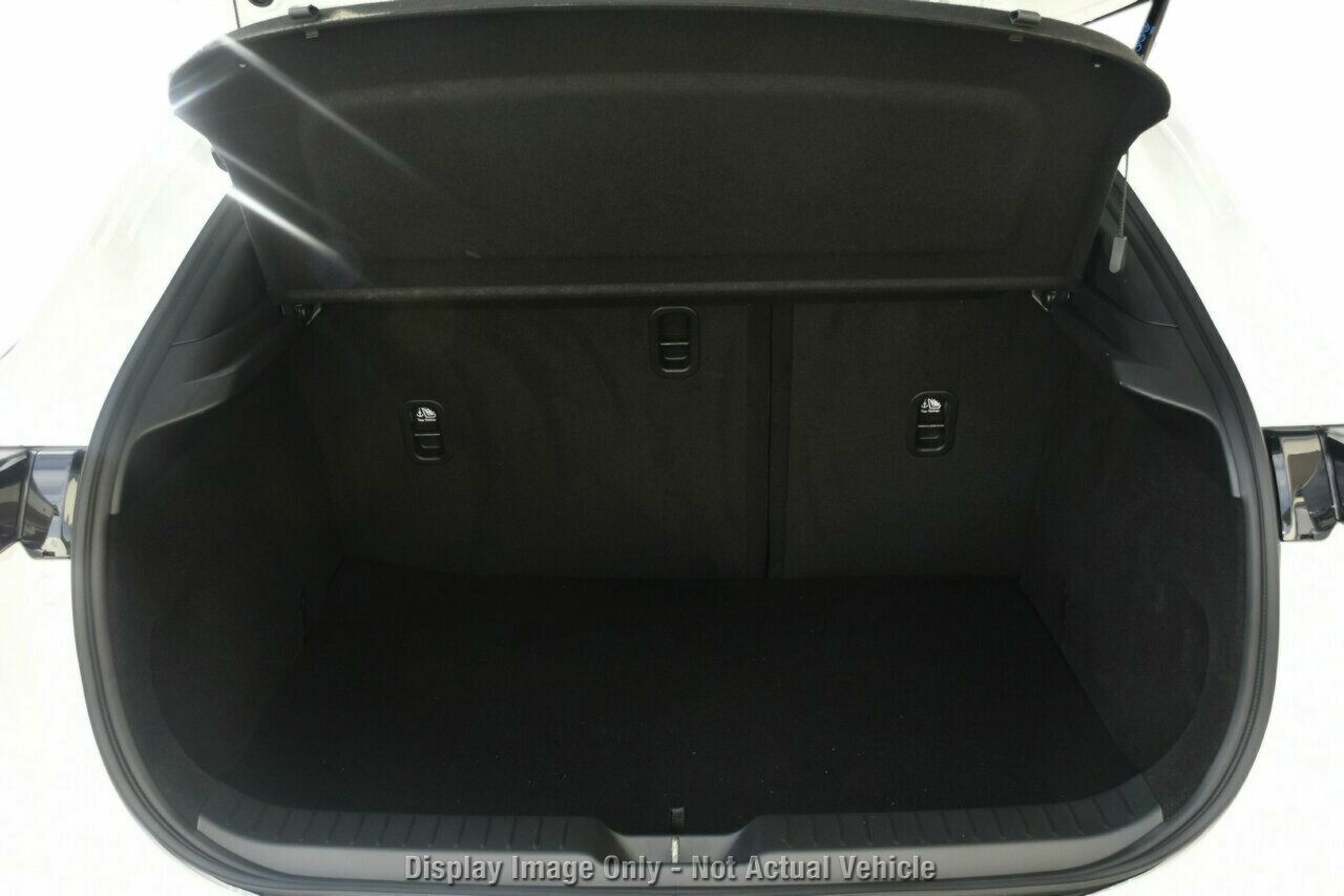 2025 Mazda CX-30 C30E G25 Touring SUV Image 19