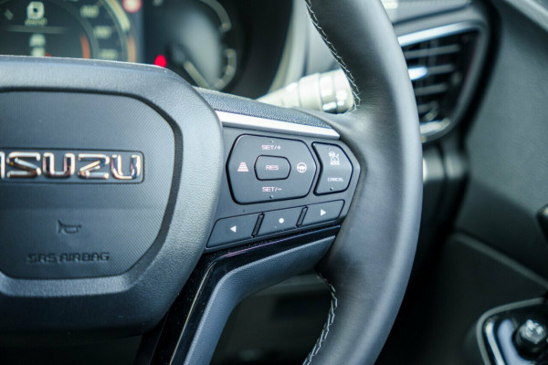 2025 MY25.5 Isuzu MU-X RJ LS-T SUV Image 13
