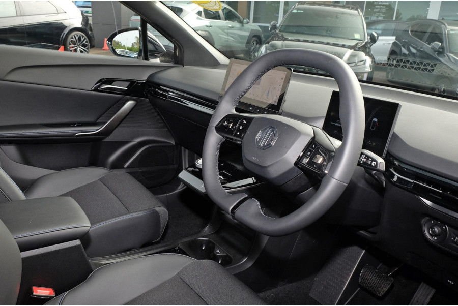 2024 MG MG4 MEH32 Essence 64 150kW Hatch Image 6