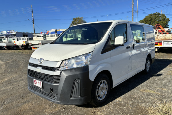 2019 Toyota HiAce GDH300R  Van Image 6