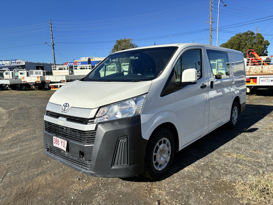 2019 Toyota HiAce GDH300R  Van Image 6