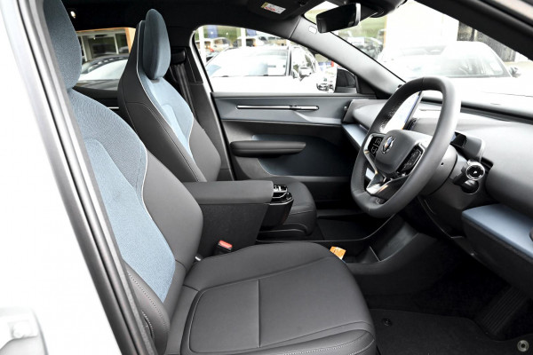 2026 MY27 Volvo EX30 Cross Country  P8 SUV Image 14