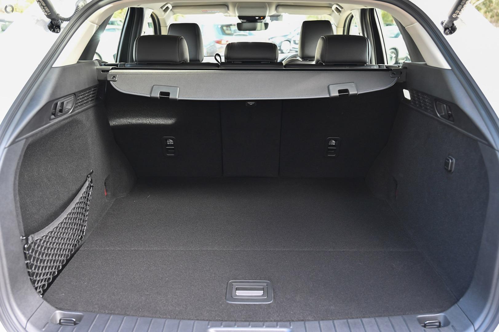2024 Mazda CX-60 KH Series G40e Evolve SUV Image 8